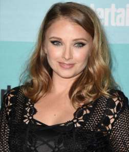 Elisabeth Harnois